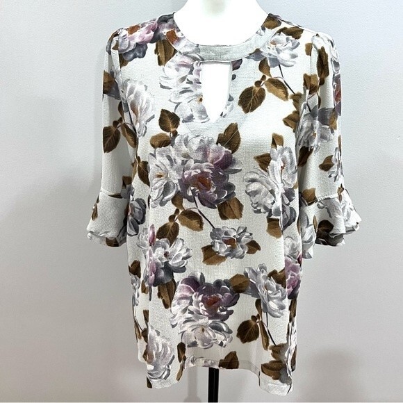 Jodifl beautiful gray floral top size small - Picture 1 of 5